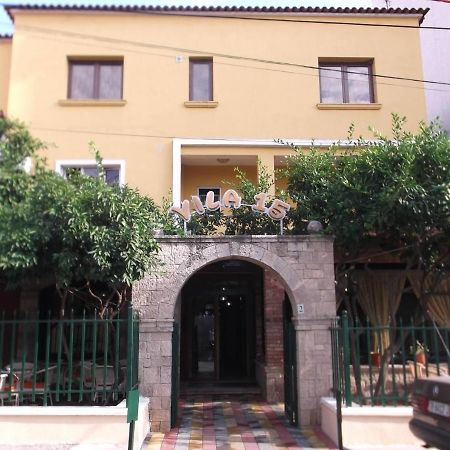 Hotel Vila 15 Tirana Eksteriør billede